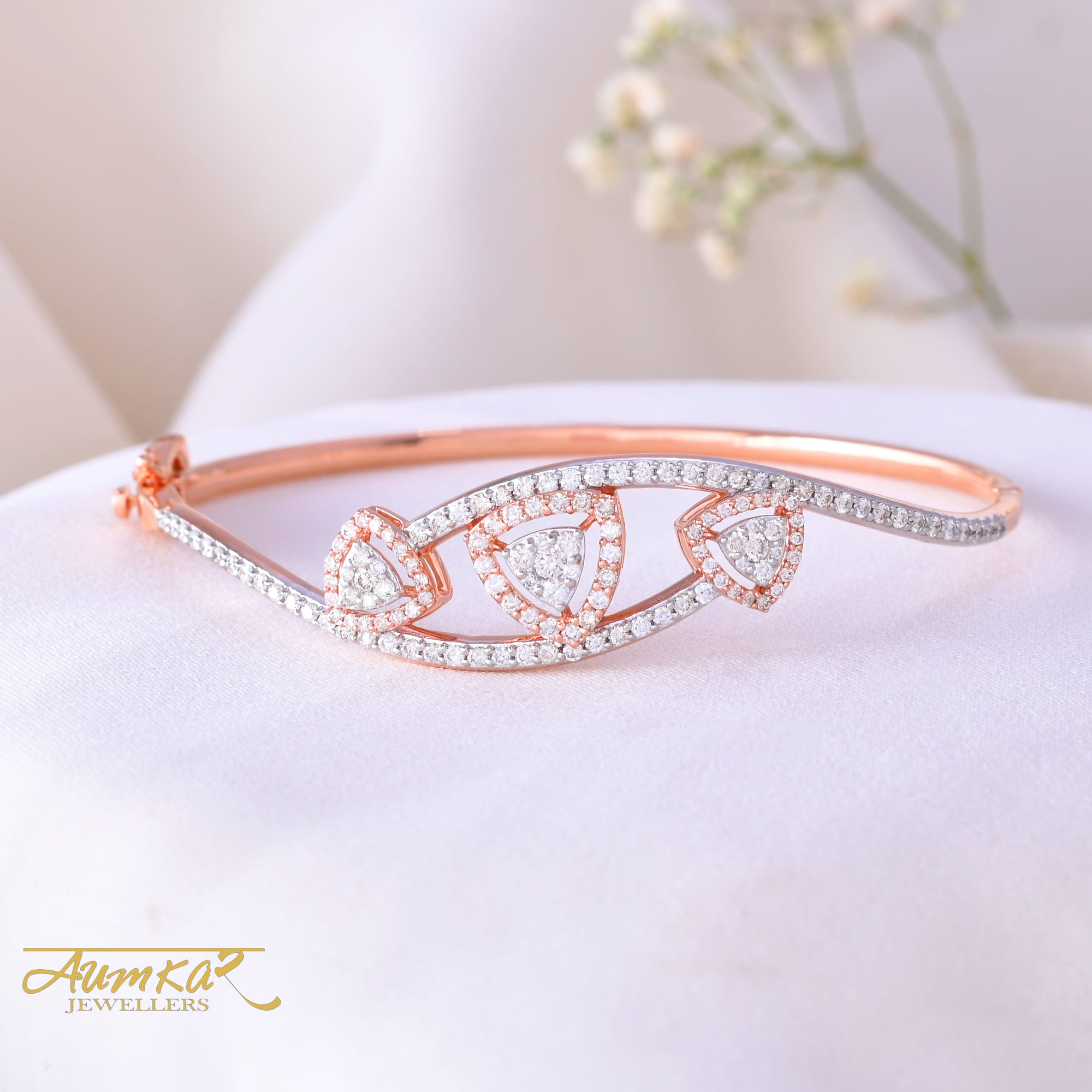 Women's Oval Diamond Bracelet In Rose Gold Elegant Gift