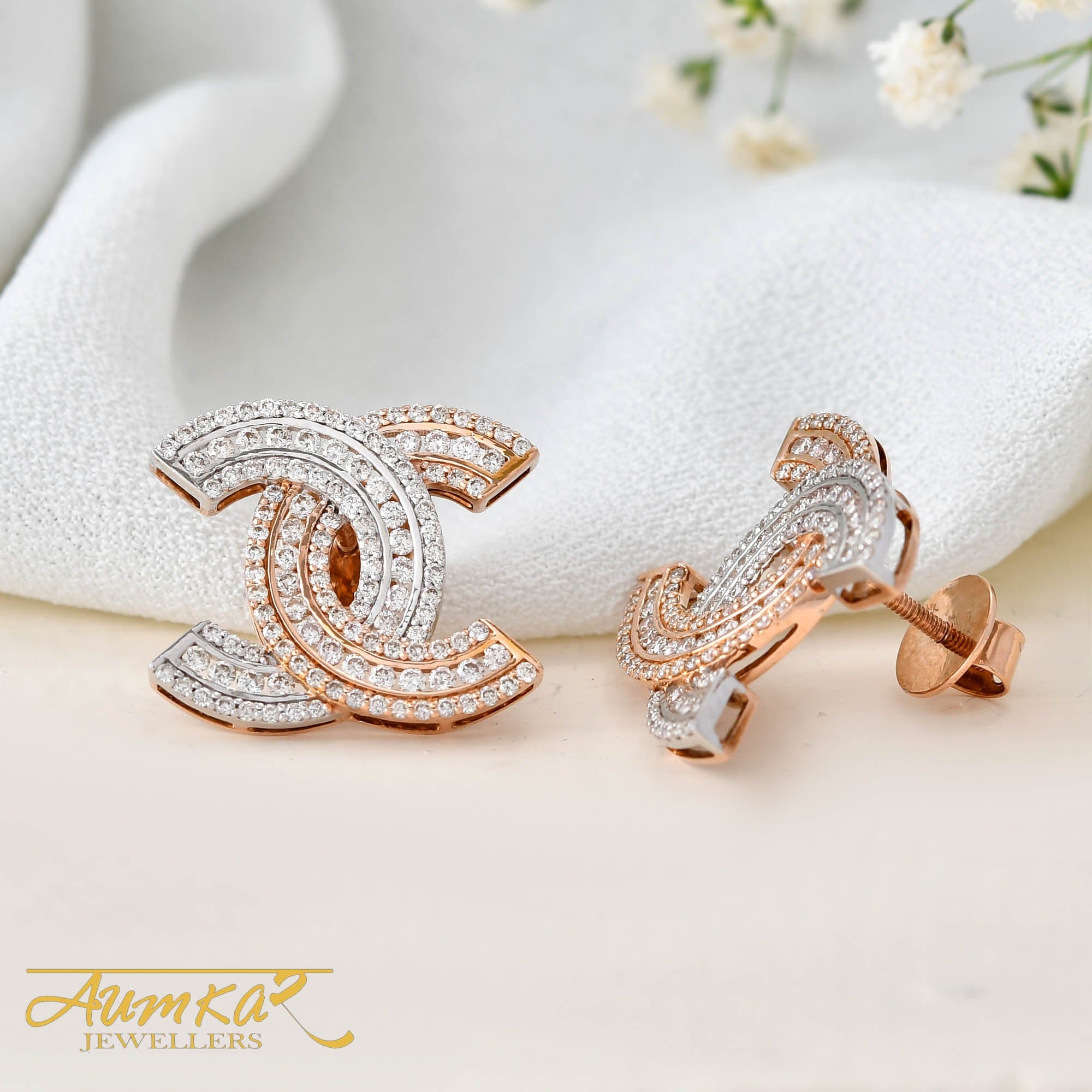 Luxury Diamond Swirl Earrings Women's Statement Studs
