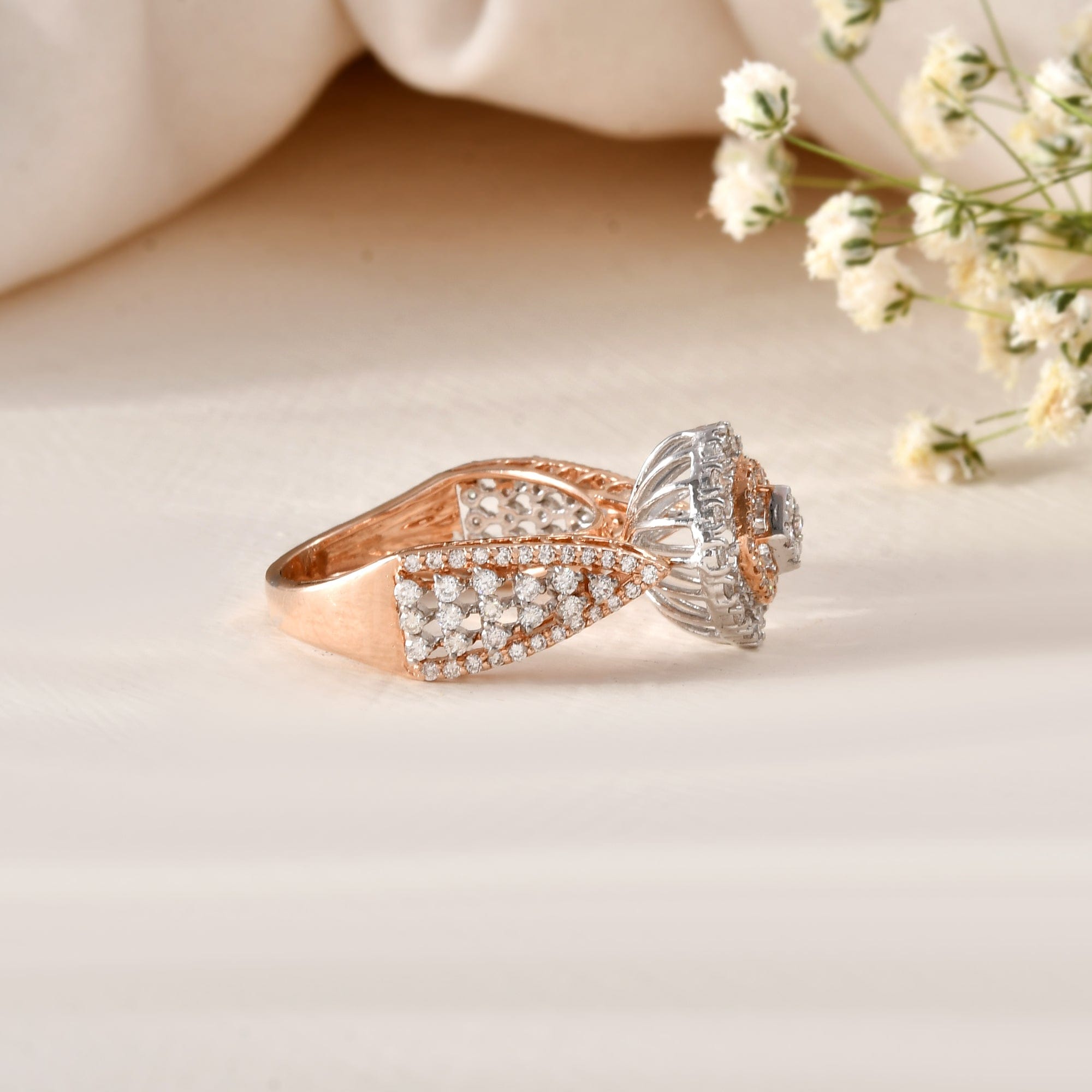 Luxury Diamond Cocktail Ring For Women Wedding Band