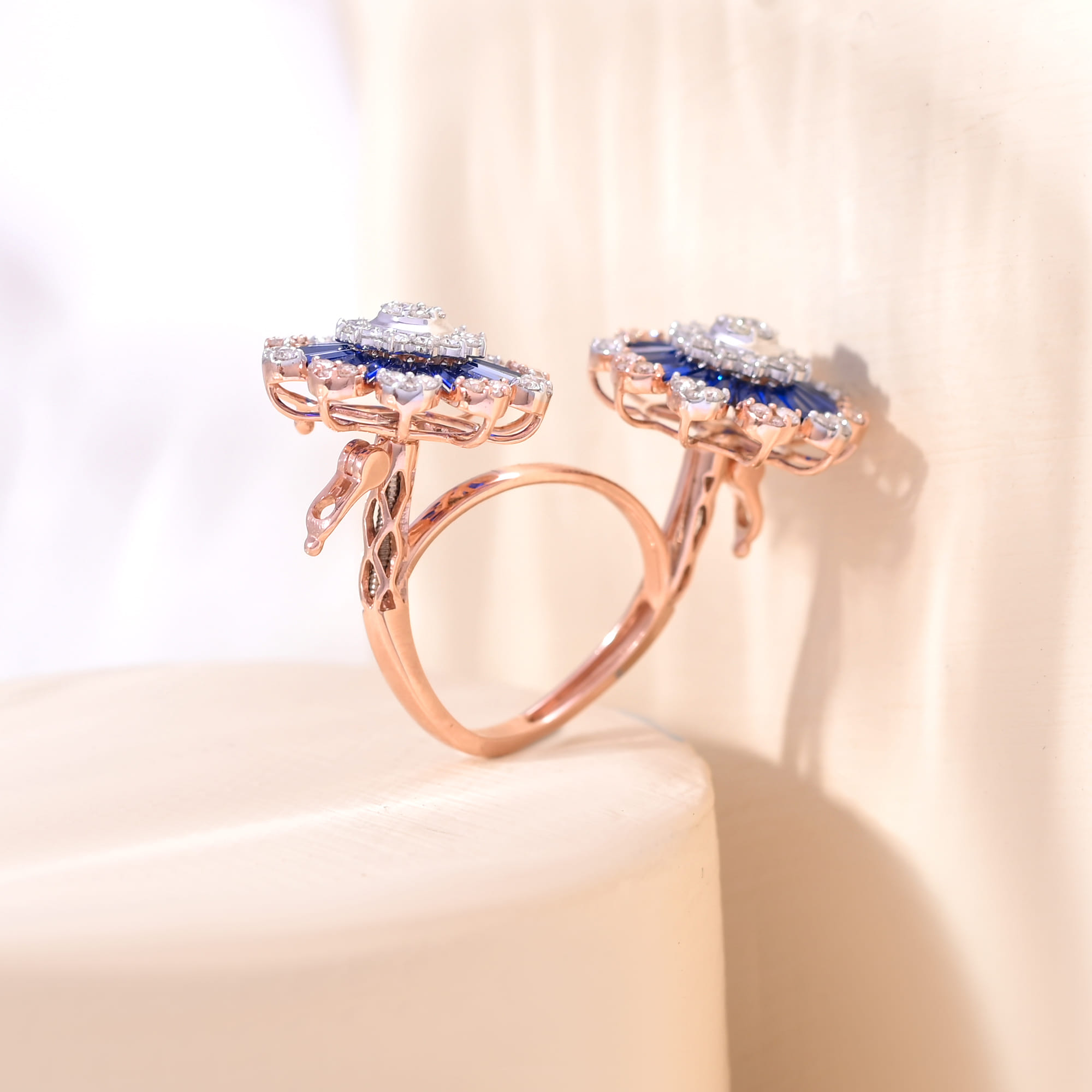 Blue Stone Flower Ring With Natural Diamonds For Women