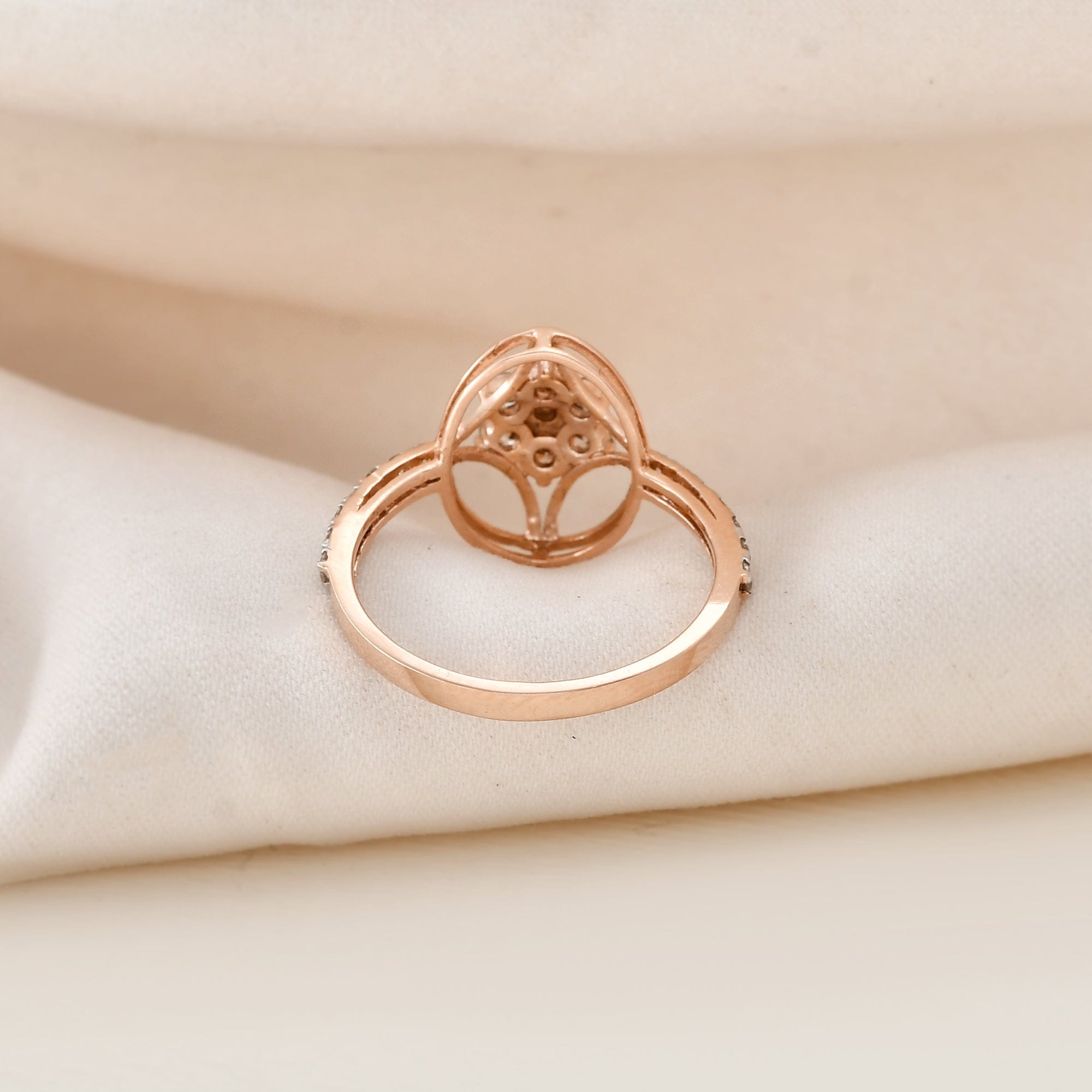 Oval Halo Diamond Cluster Ring For Women Engagement